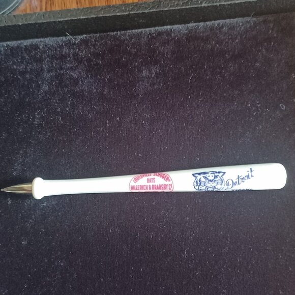 Detroit Tigers Vintage Louisville Slugger Mini Baseball Bat Pen - Picture 1 of 4